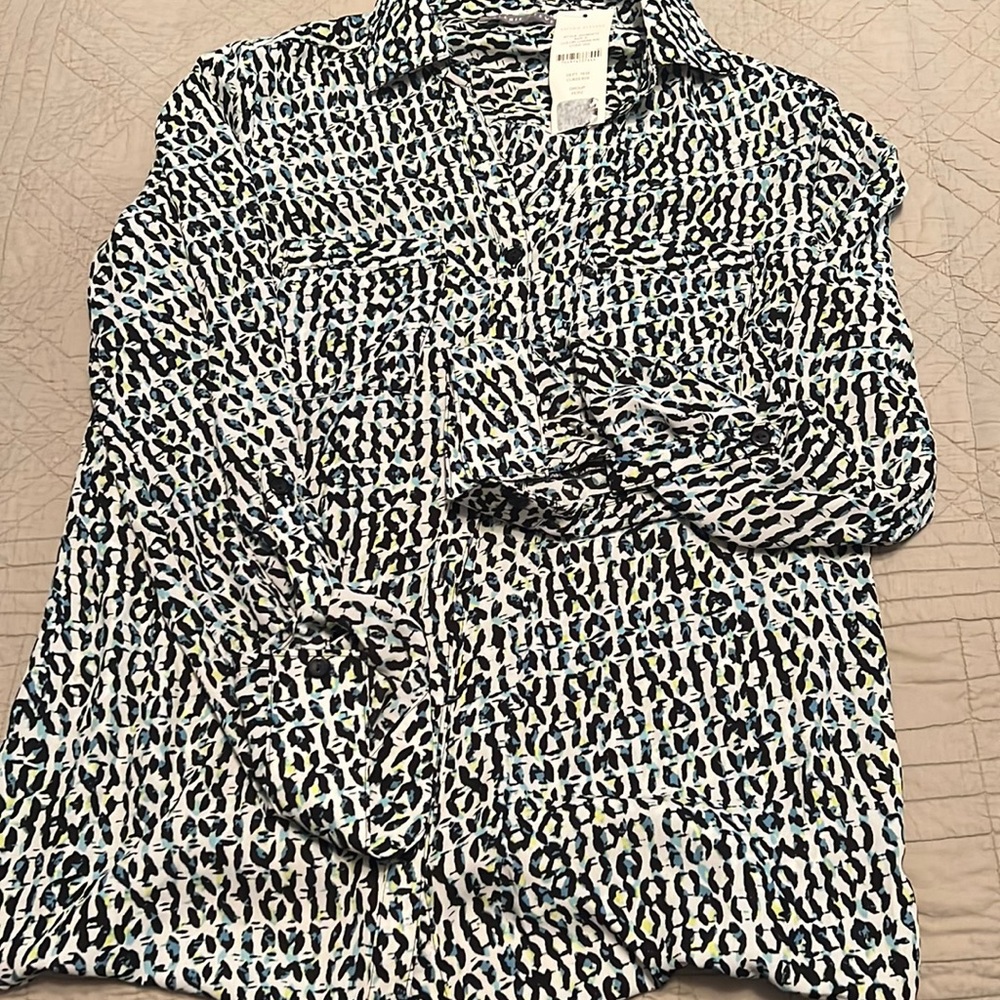 Valerie Stevens Button Blouse NWT